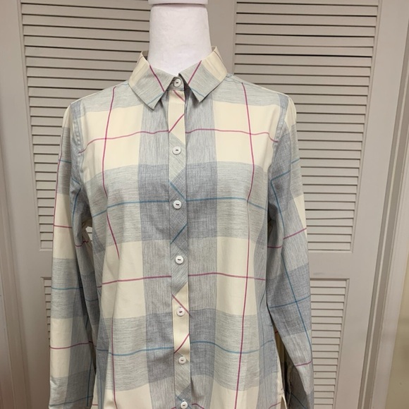 Foxcroft Tops - donating March 2  😘 

pinup plaid top vintage style